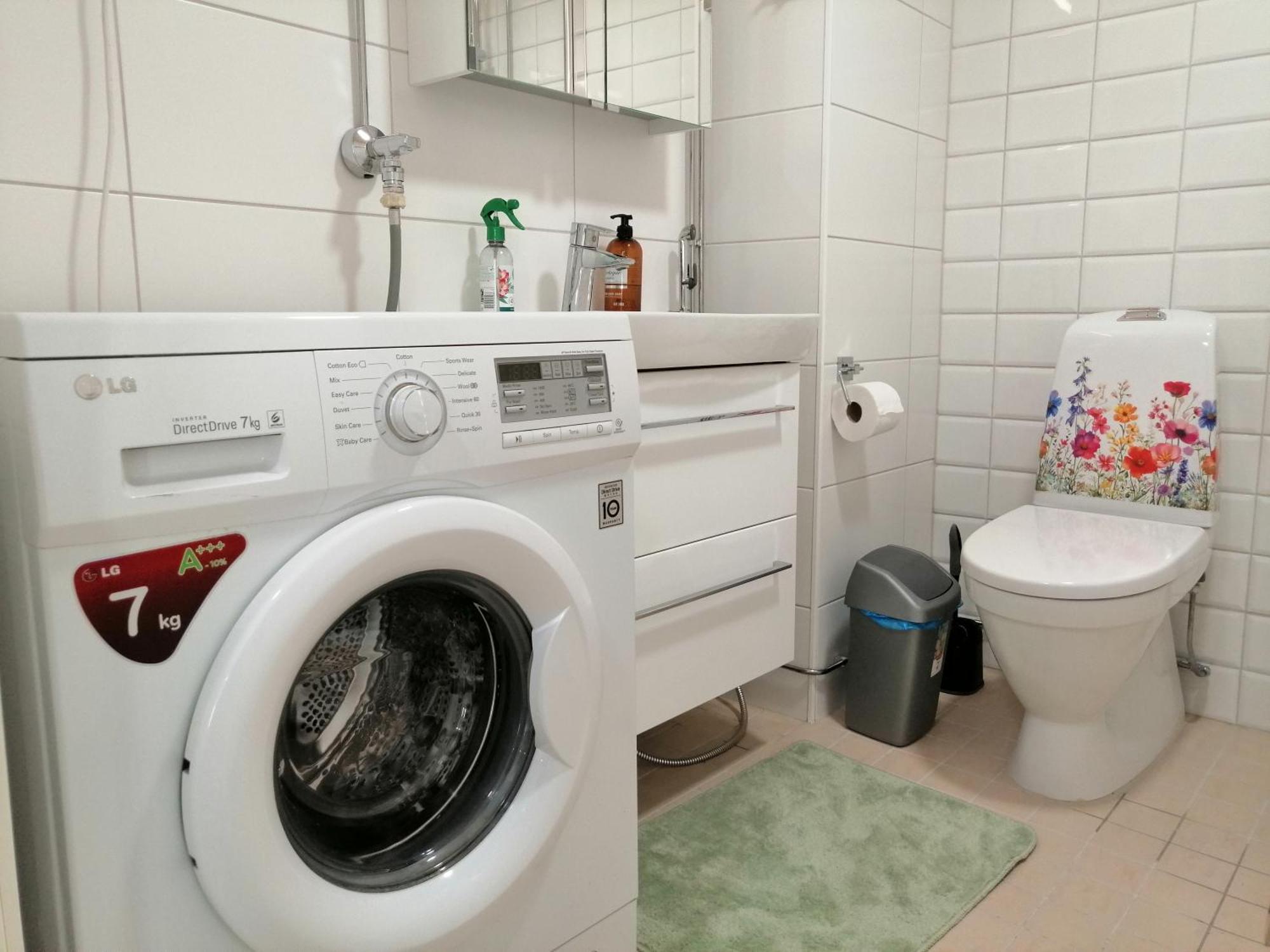 1br Cozy About 10 Min Walk To Center